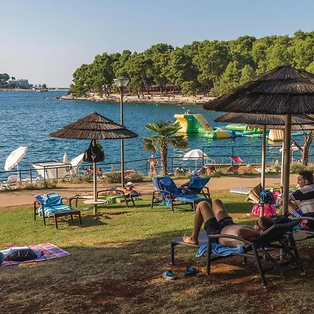 Holiday home Lovely In Vrvari With Sauna